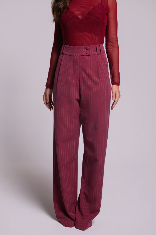 Calça Pantalona Cecília Risca de Giz Marsala