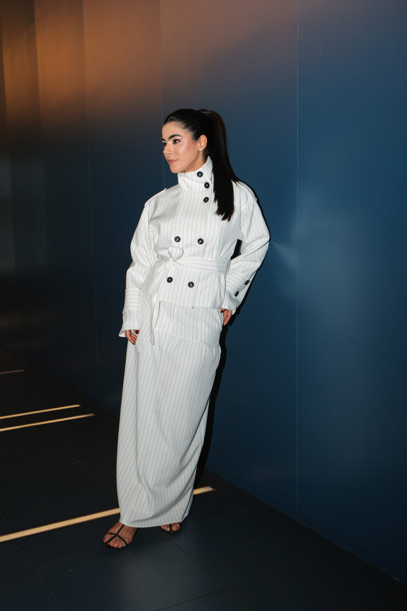 Trench Coat Alfaiataria Miranda Risca Off White Ällie (PRÉ-VENDA) - foto adicional 2