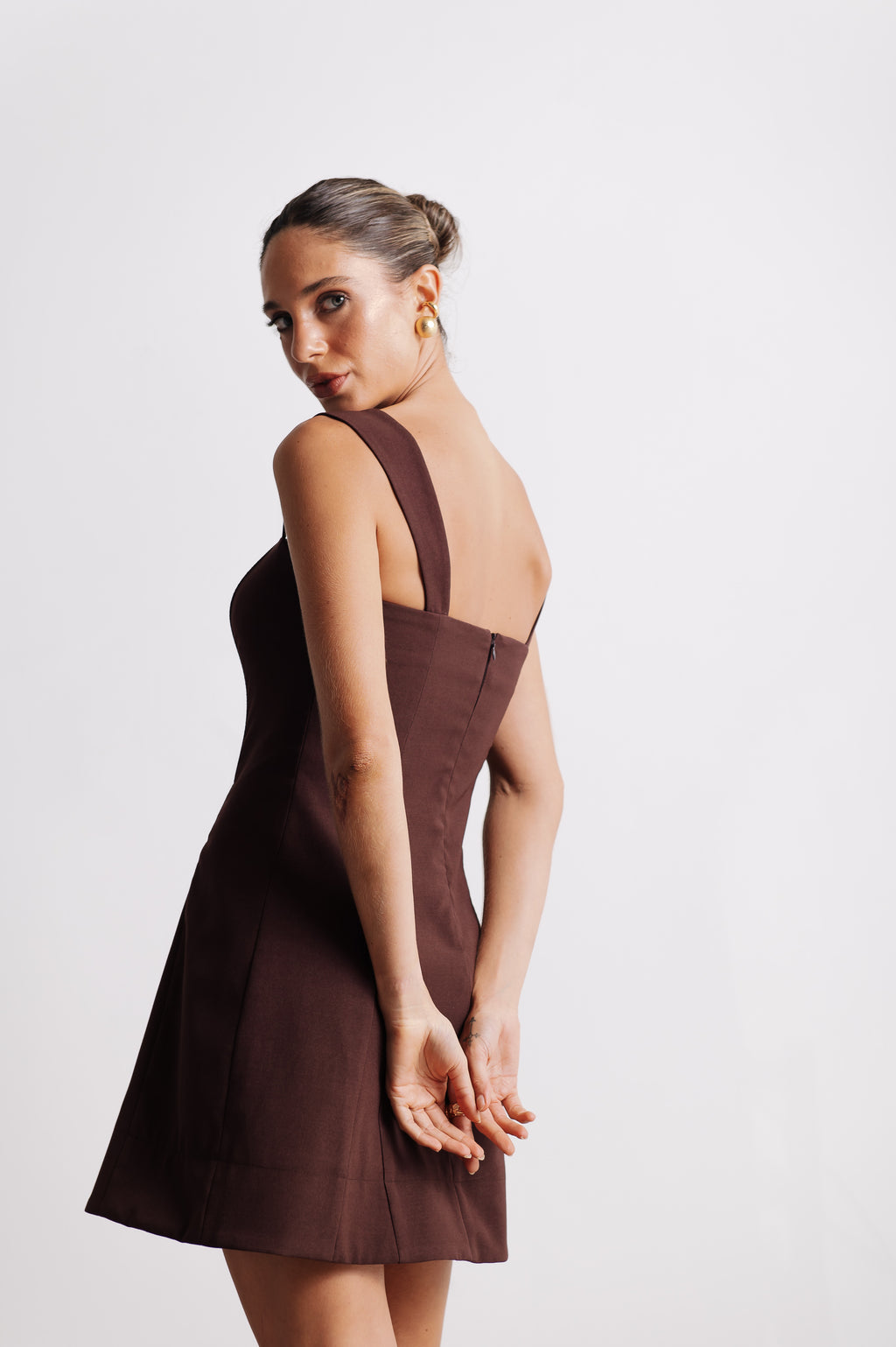 Vestido Evasê Alfaiataria Taliany Marrom Café Ällie