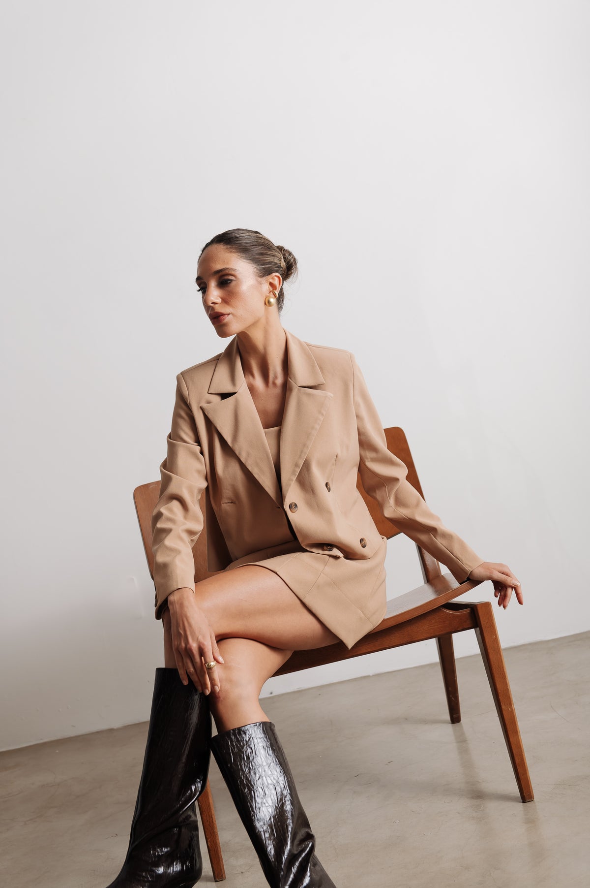 Blazer Curto Alfaiataria Ruth Caqui Ällie