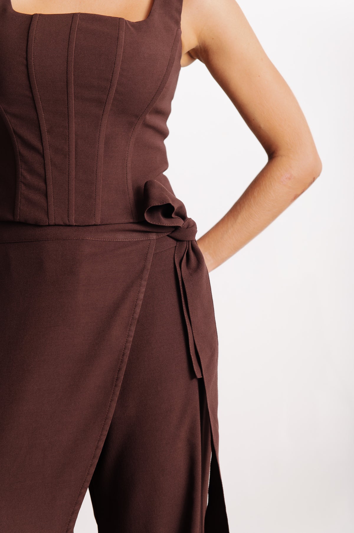 Corselet Alfaiataria Pietra Marrom Café Ällie