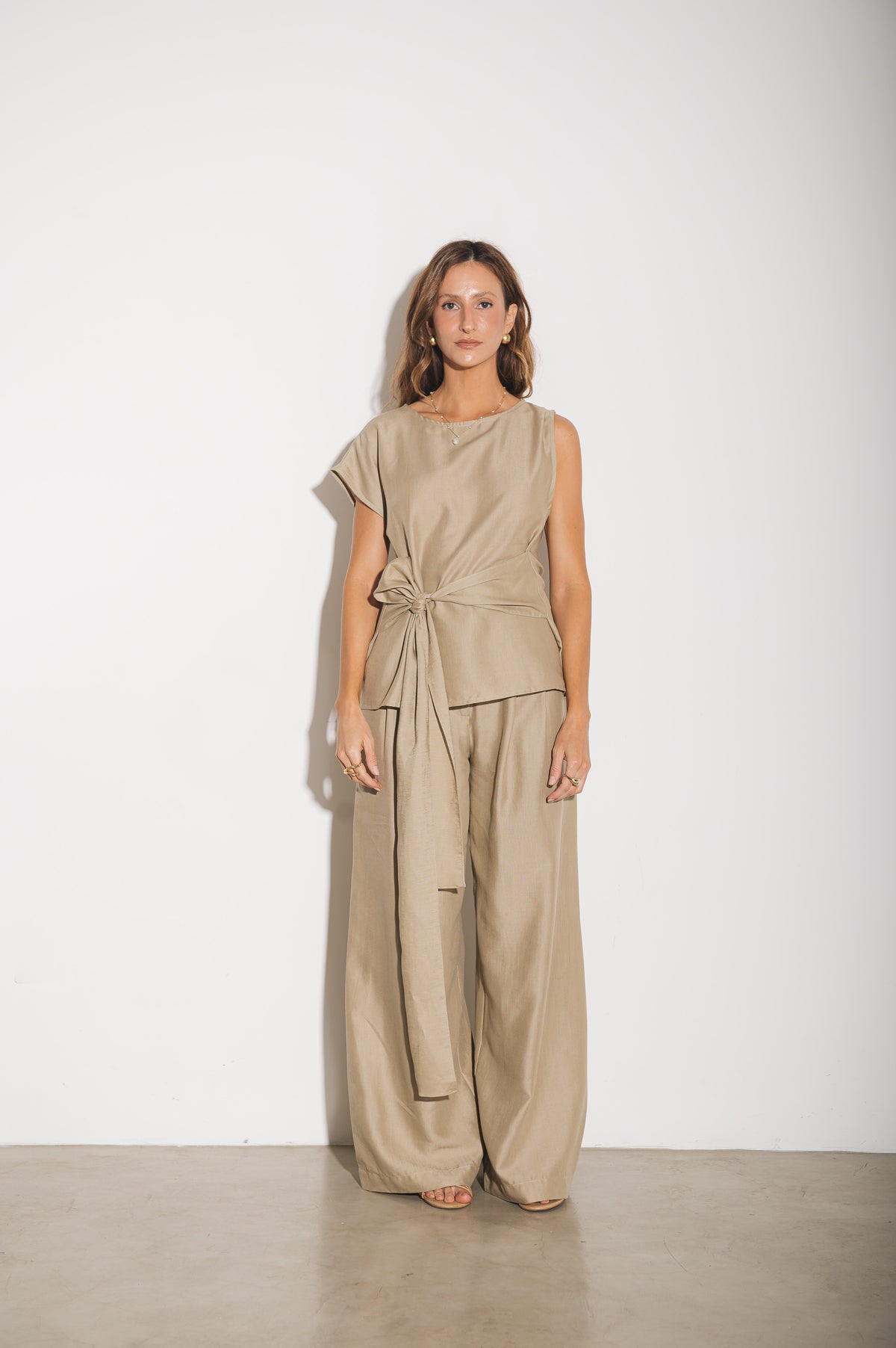 Blusa Alfaiataria Amarração Amira Areia Ällie
