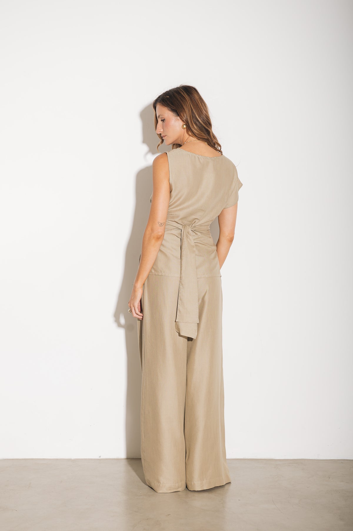 Blusa Alfaiataria Amarração Amira Areia Ällie