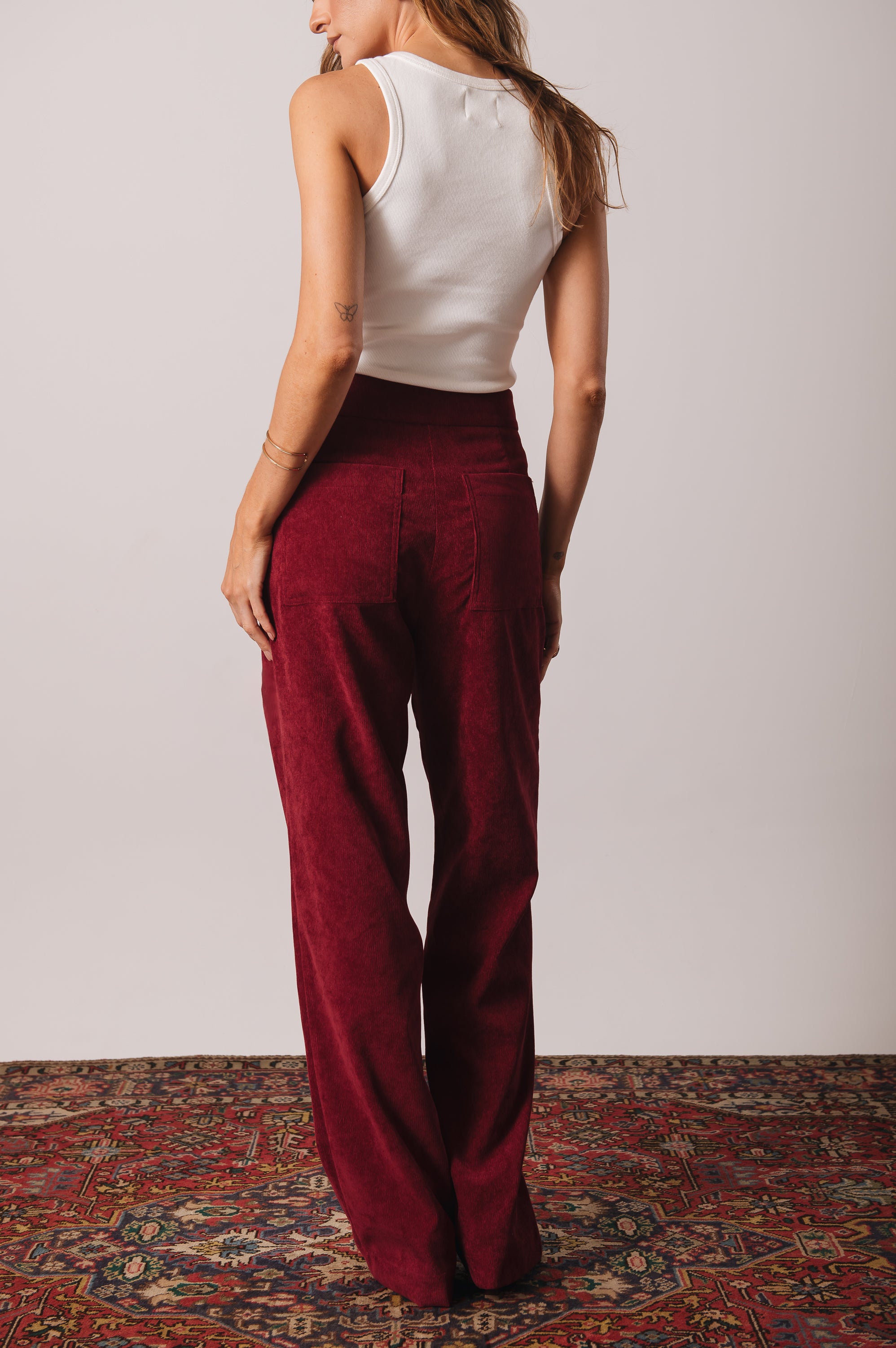 Calça Pantalona Veludo Adélia Marsala Ällie