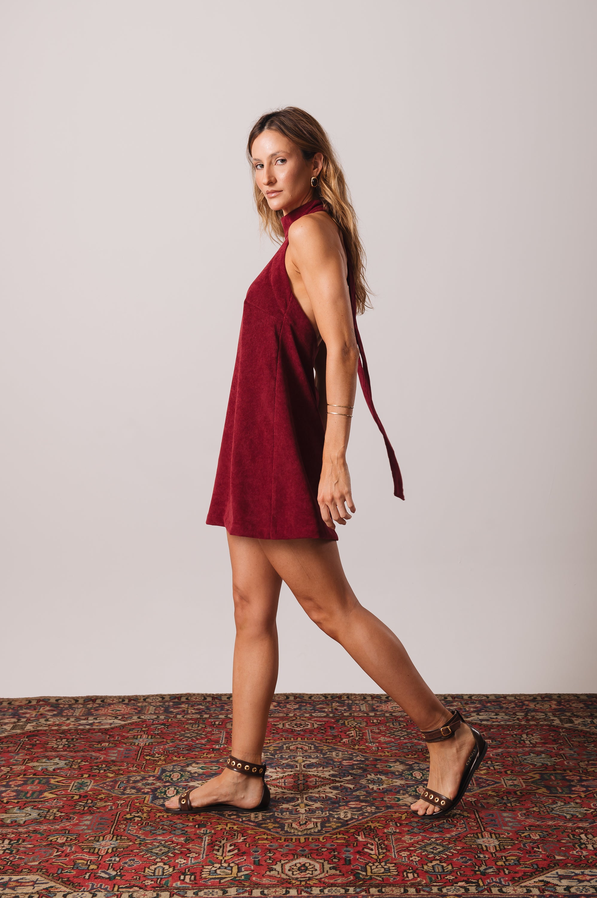 Vestido Frente Única Veludo Ísis Marsala Ällie