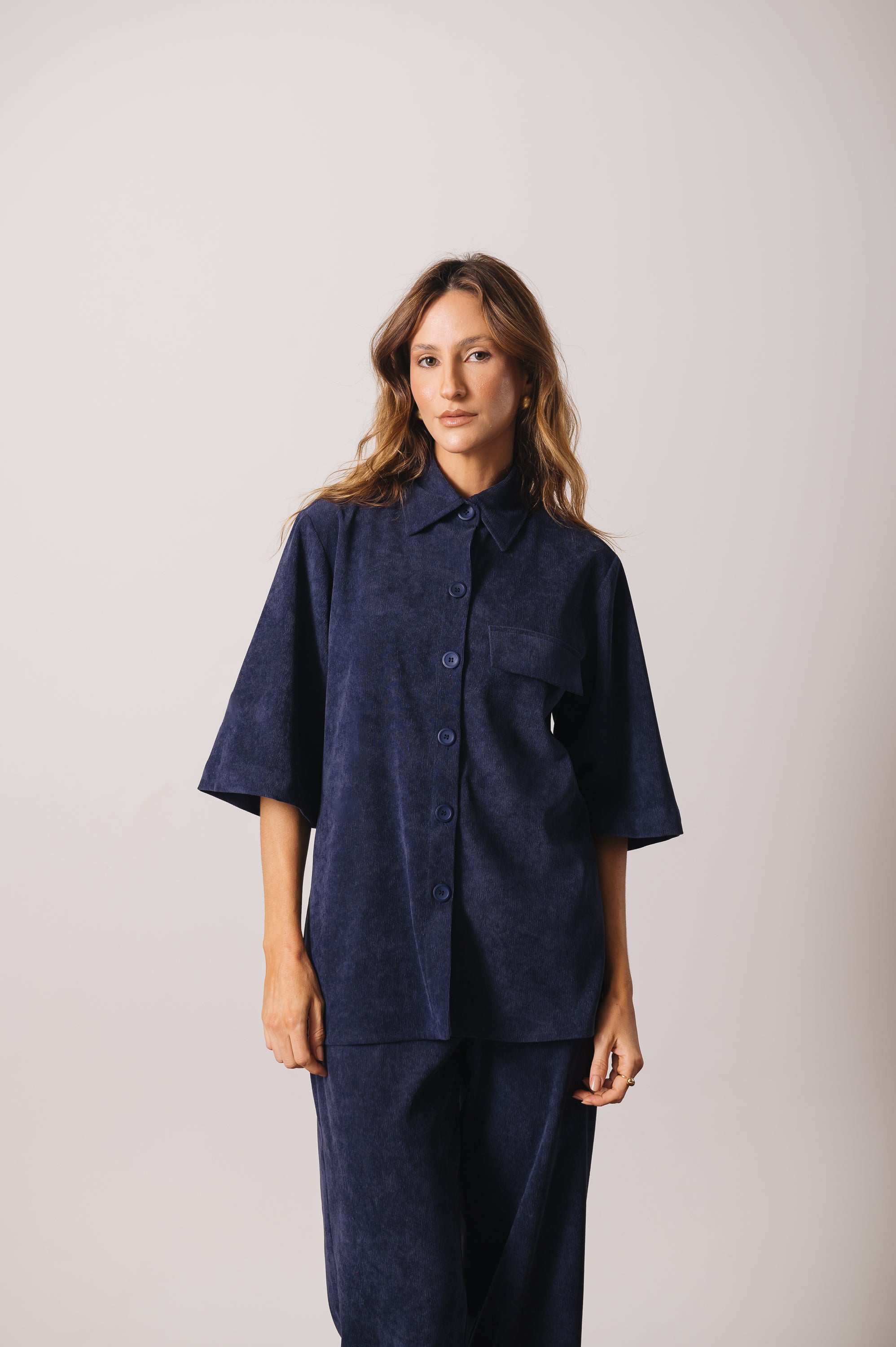 Camisa Veludo Juliana Azul Marinho Ällie