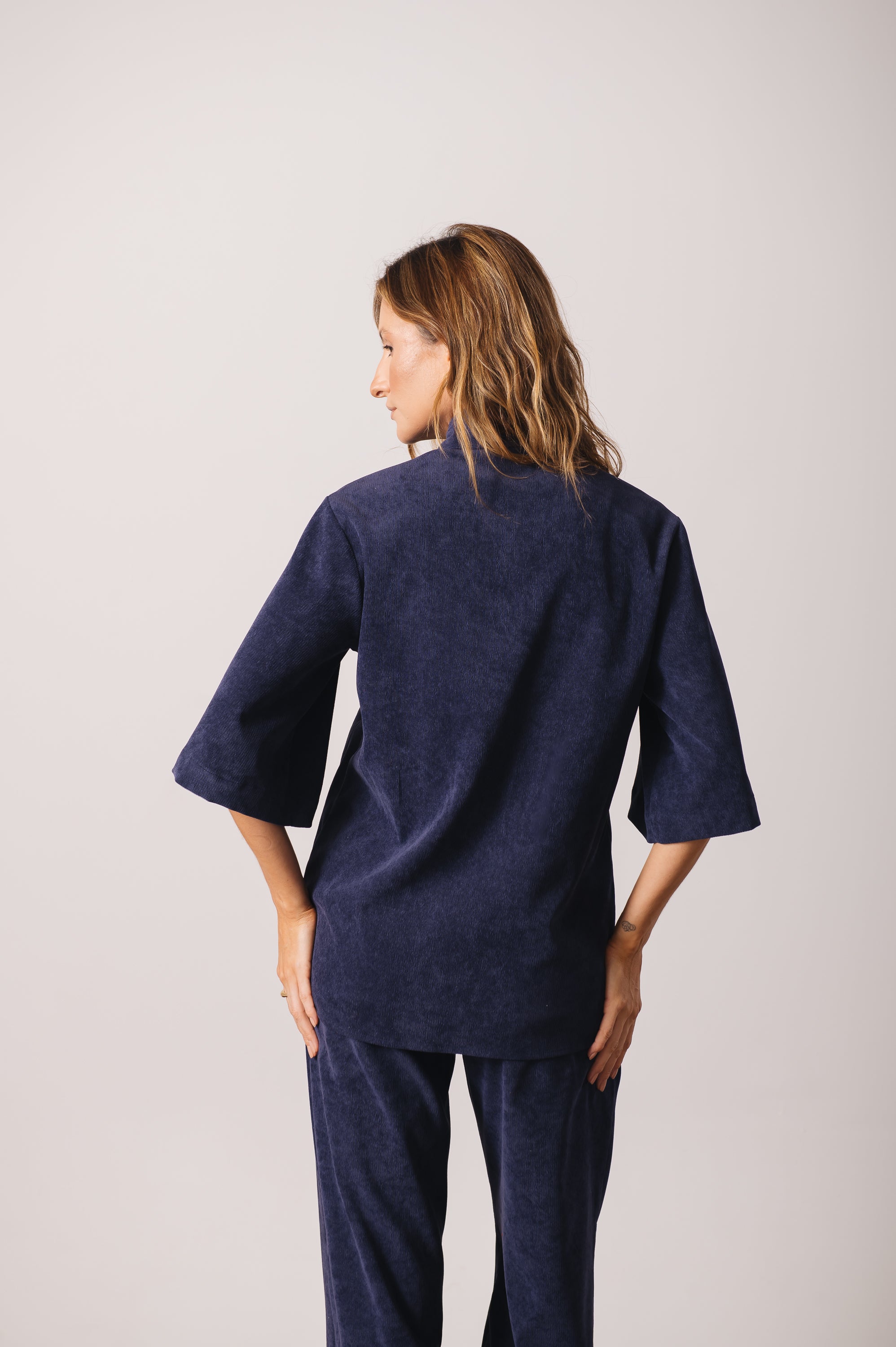 Camisa Veludo Juliana Azul Marinho Ällie