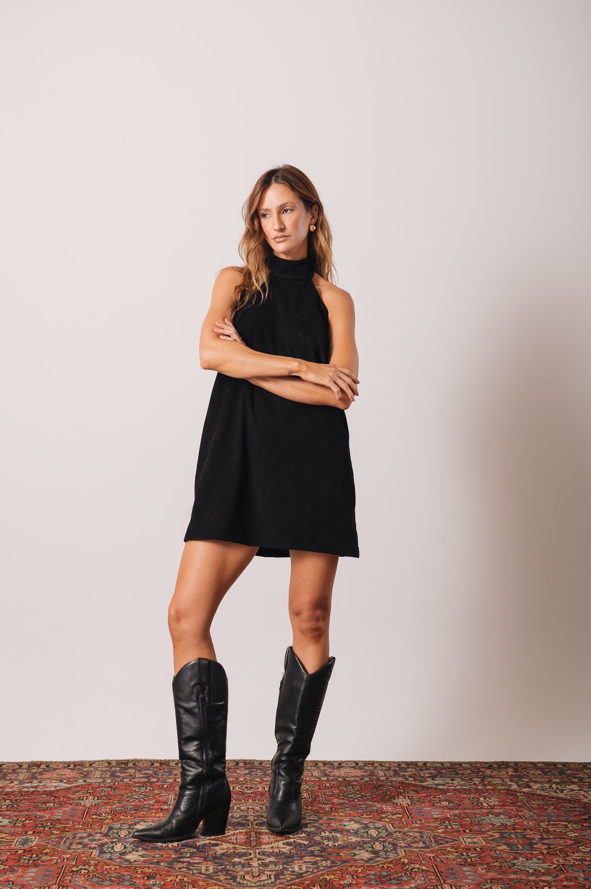 Vestido Frente Única Veludo Ísis Preto Ällie