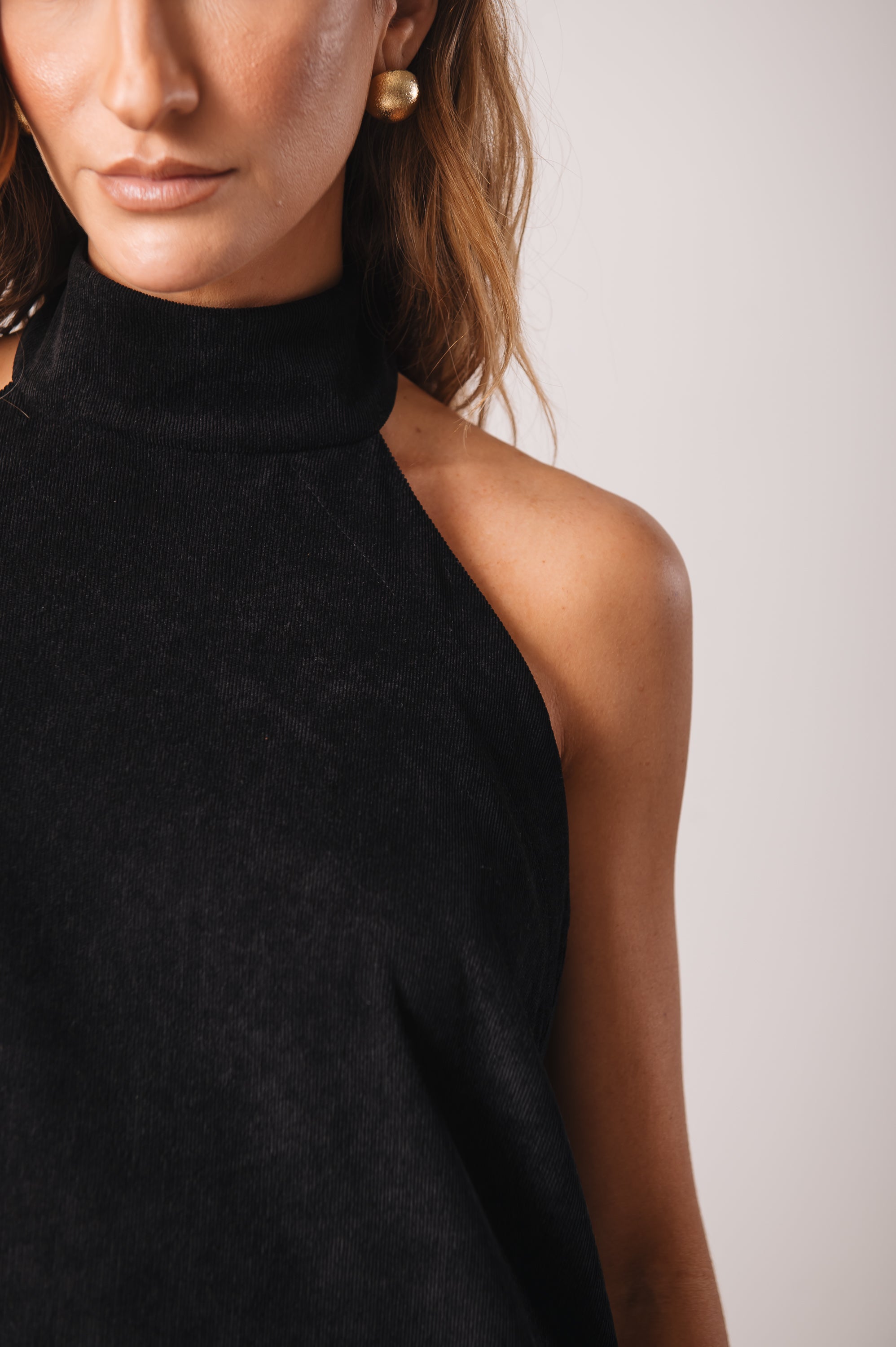 Vestido Frente Única Veludo Ísis Preto Ällie