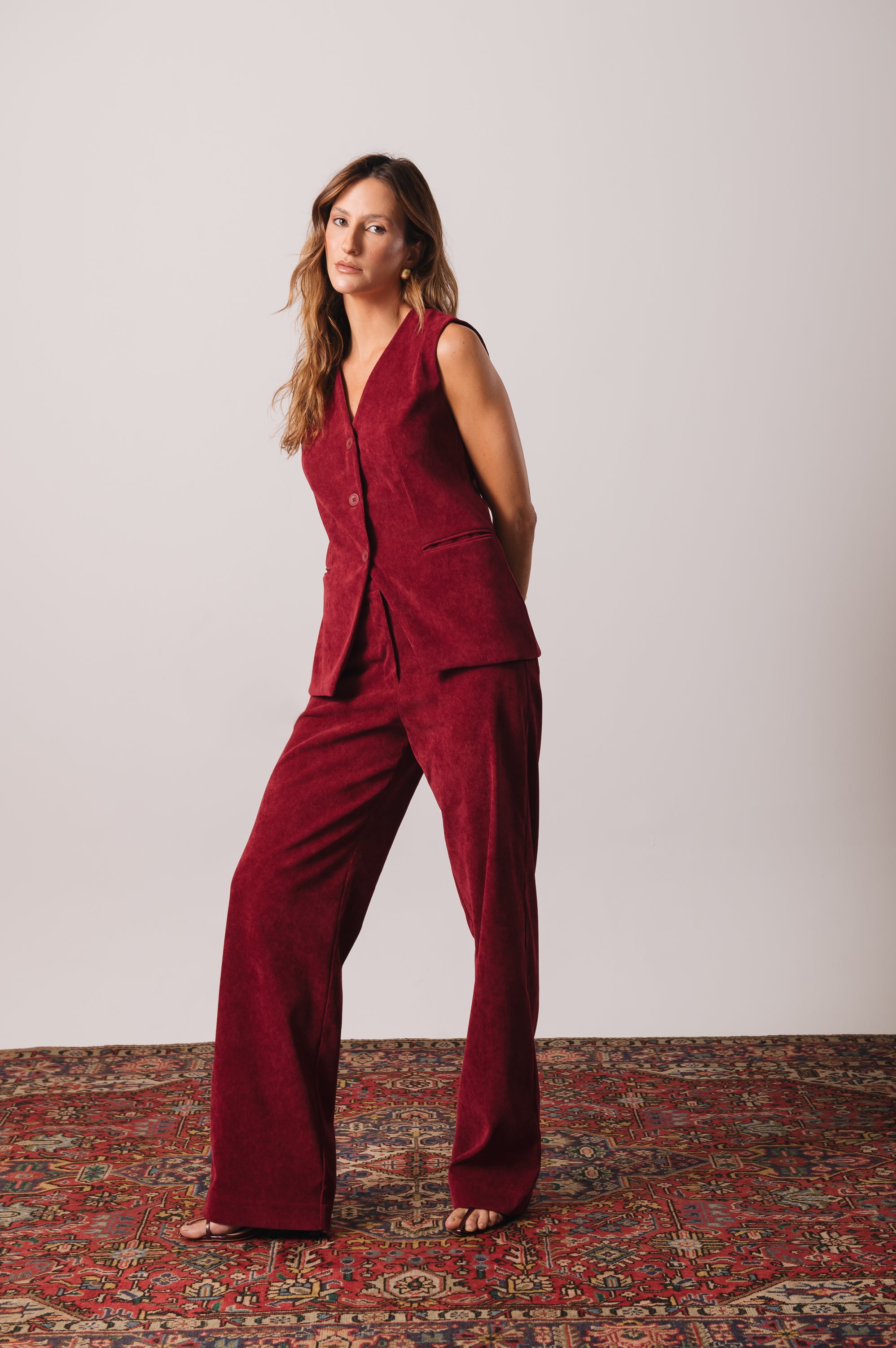 Calça Pantalona Veludo Adélia Marsala Ällie