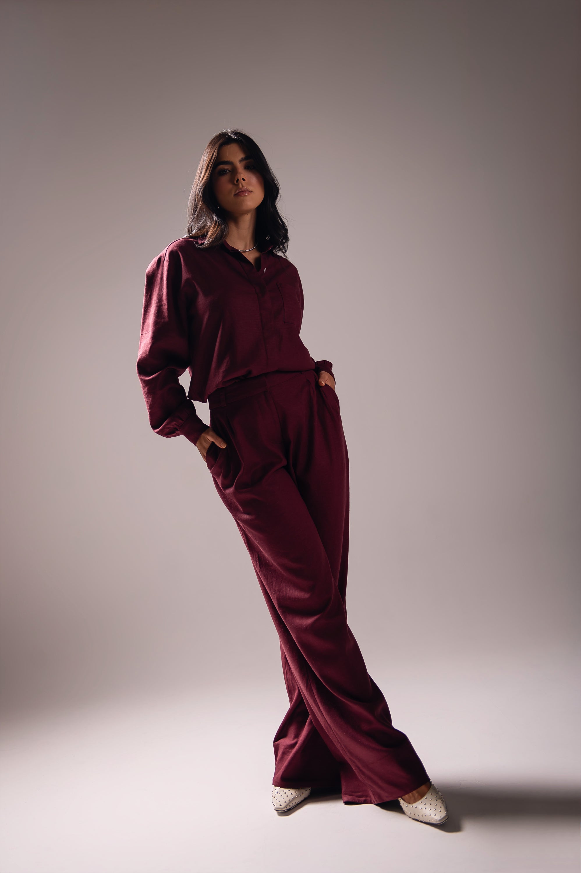 Calça Pantalona Linho Olívia Uva Saphir