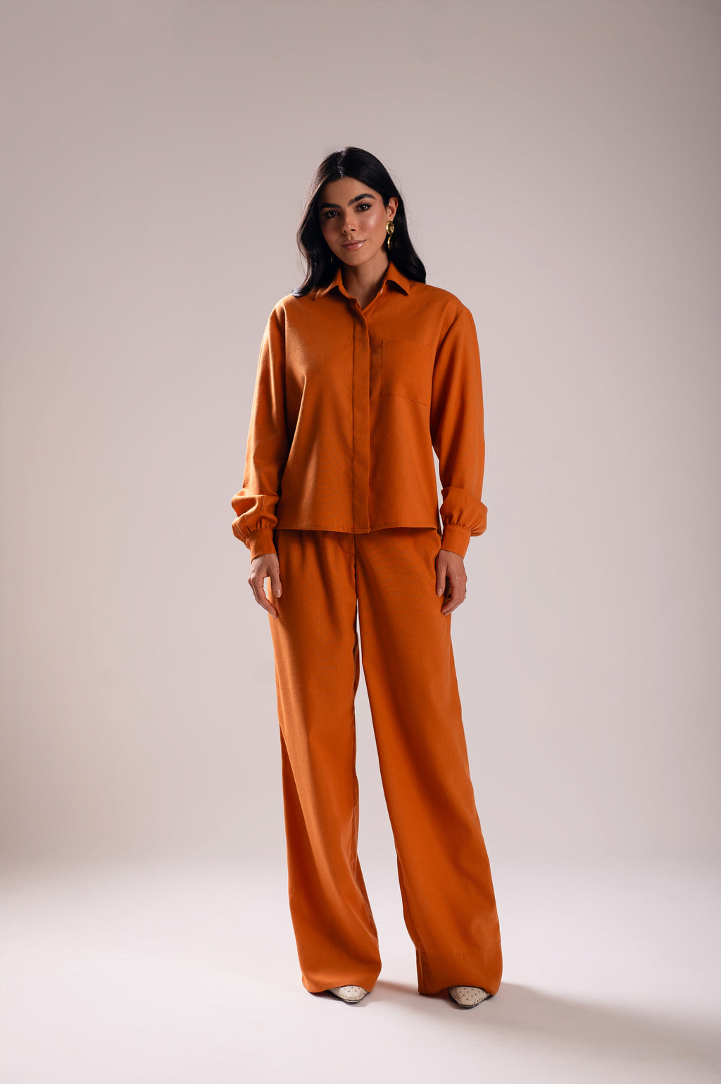 Calça Pantalona Linho Olívia Caramelo Saphir