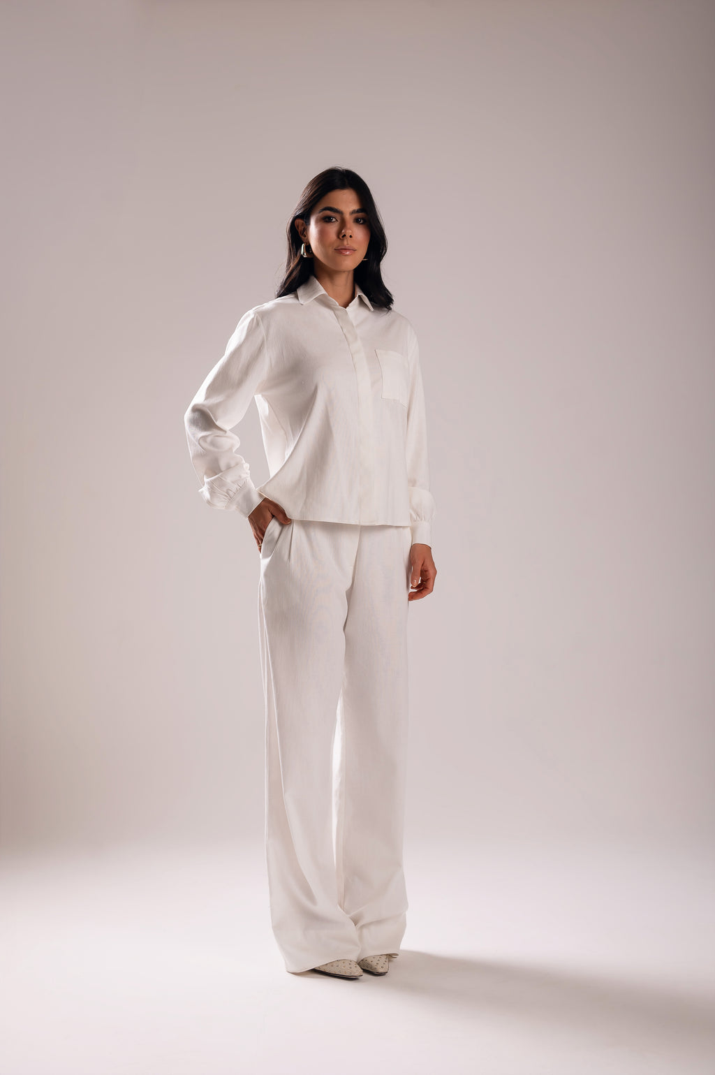Calça Pantalona Linho Olívia Off White Saphir