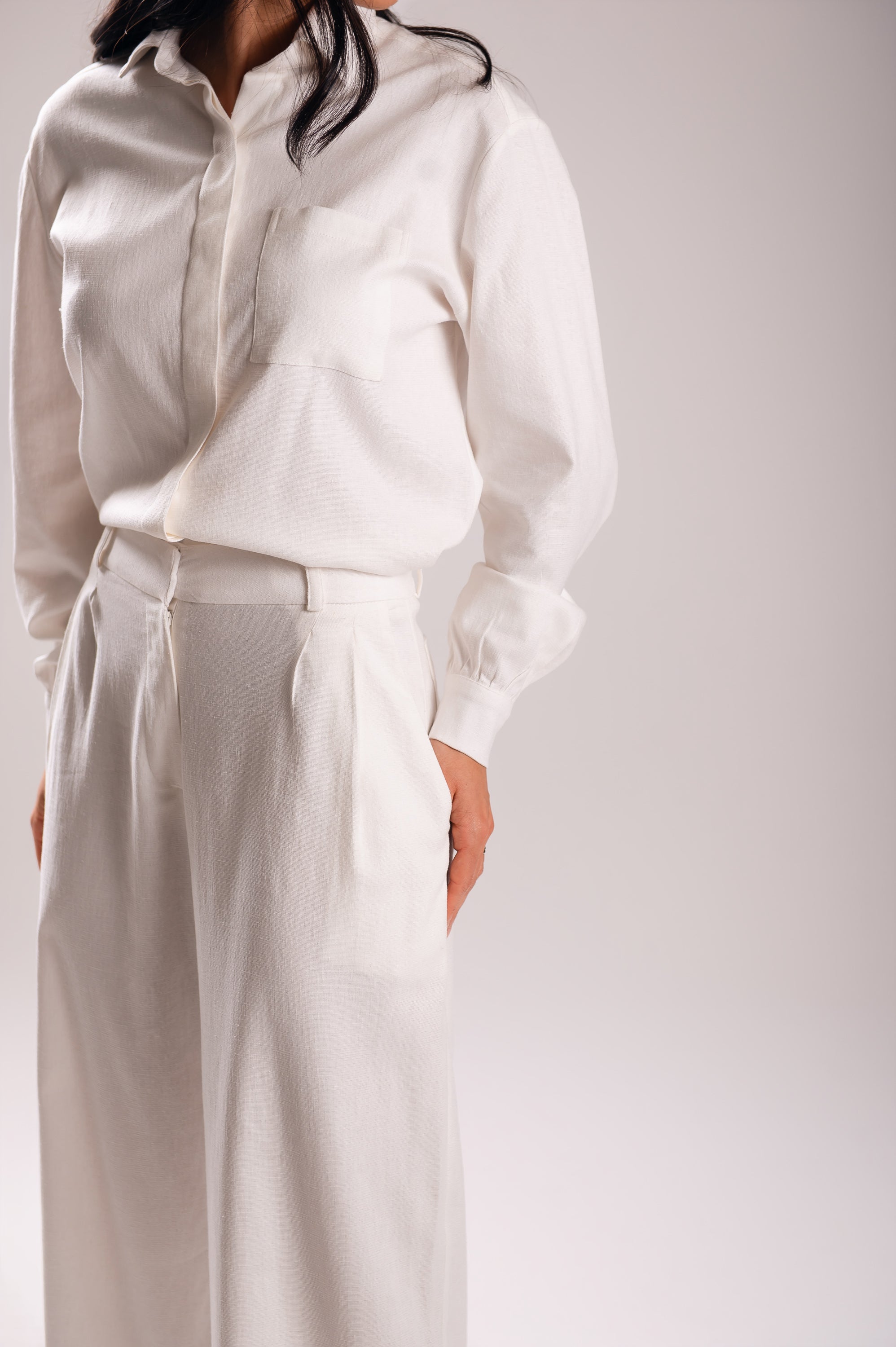 Calça Pantalona Linho Olívia Off White Saphir